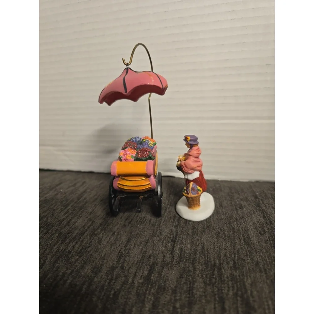 DEPT 56 Heritage Village Chelsea Market Flower Monger and Cart # 5815-7